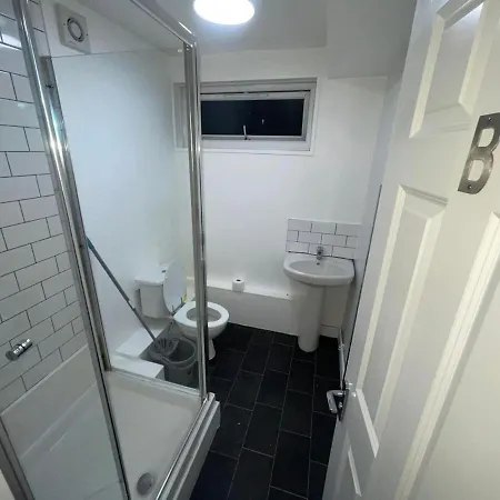 Tranquil Park Escape Cosy Bedroom Shared Space Sheffield Exterior photo